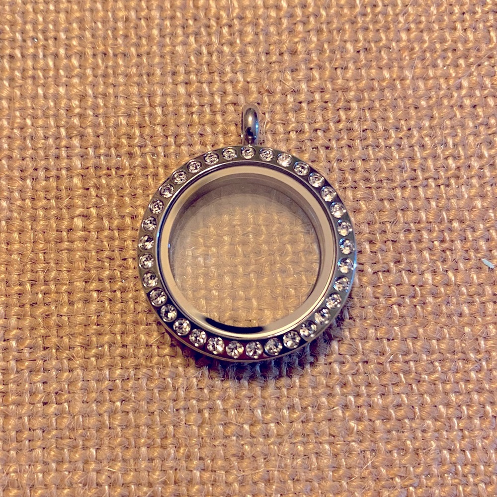 Origami Owl Medium Silver Living Locket with Crystals.